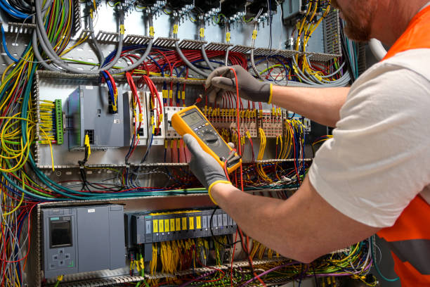 Best Affordable Emergency Electrician  in Clearwater, FL
